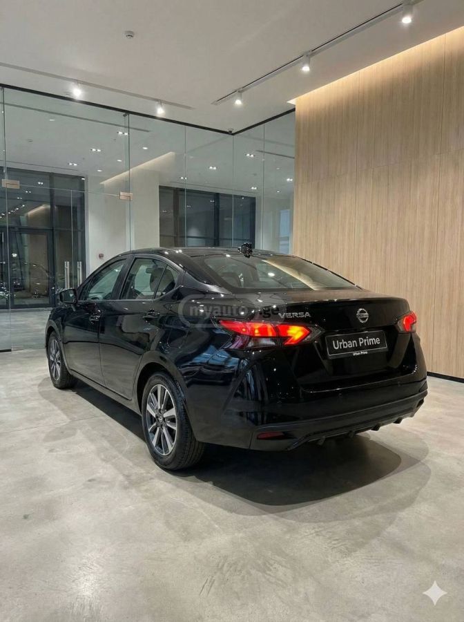 Nissan 1.6 SV 4dr Sedan CVT — миниатюра 3