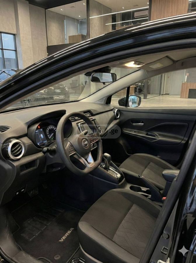 Nissan 1.6 SV 4dr Sedan CVT — миниатюра 4