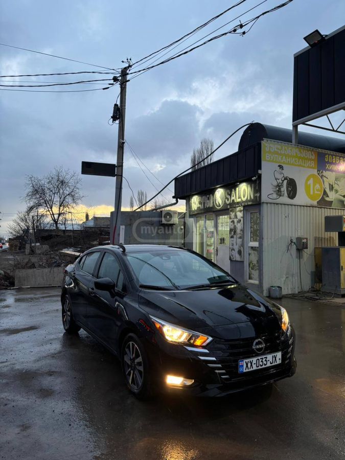 Nissan 1.6 SV 4dr Sedan CVT — миниатюра 6