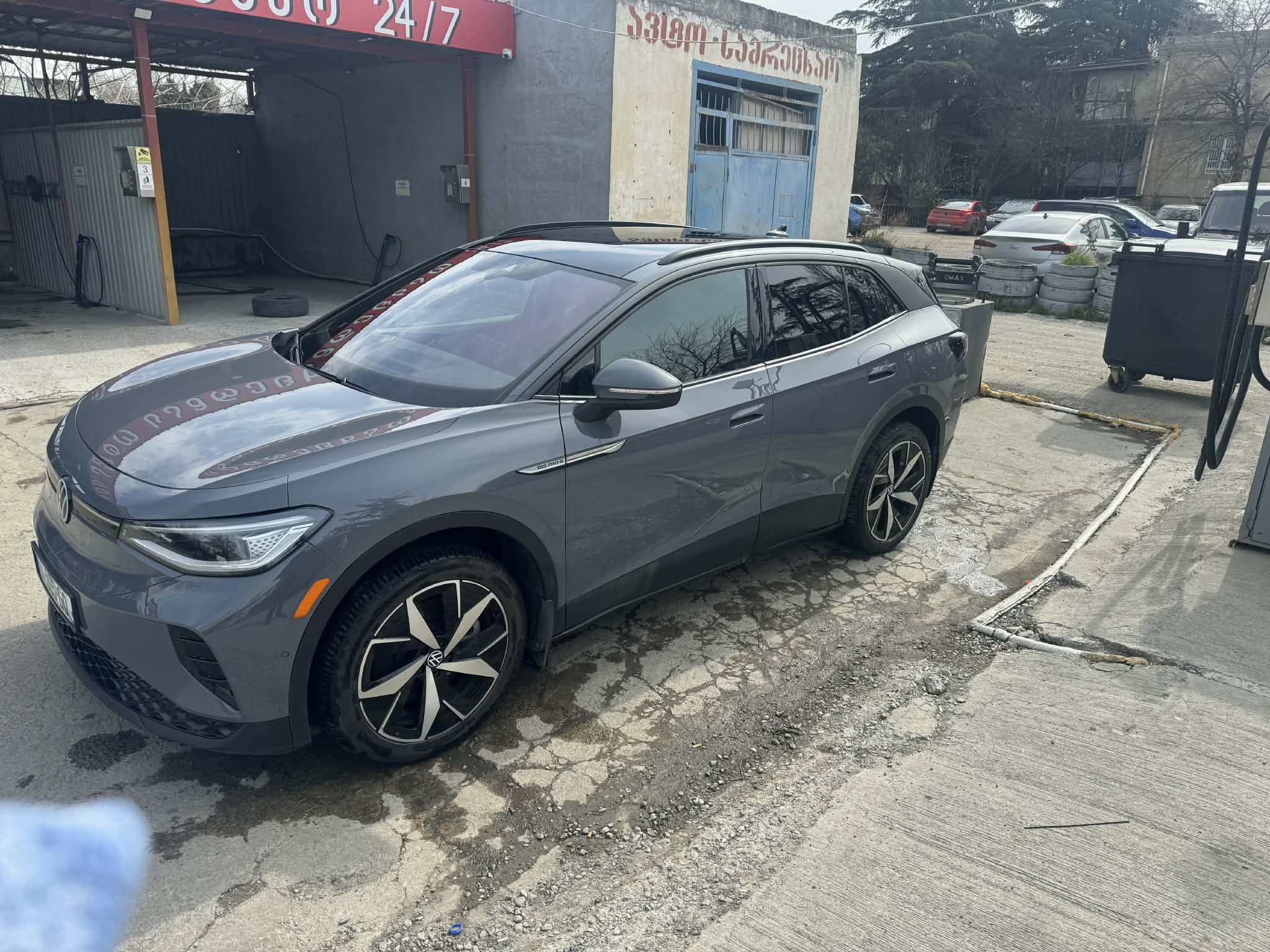 Volkswagen ID 4 - фото 6