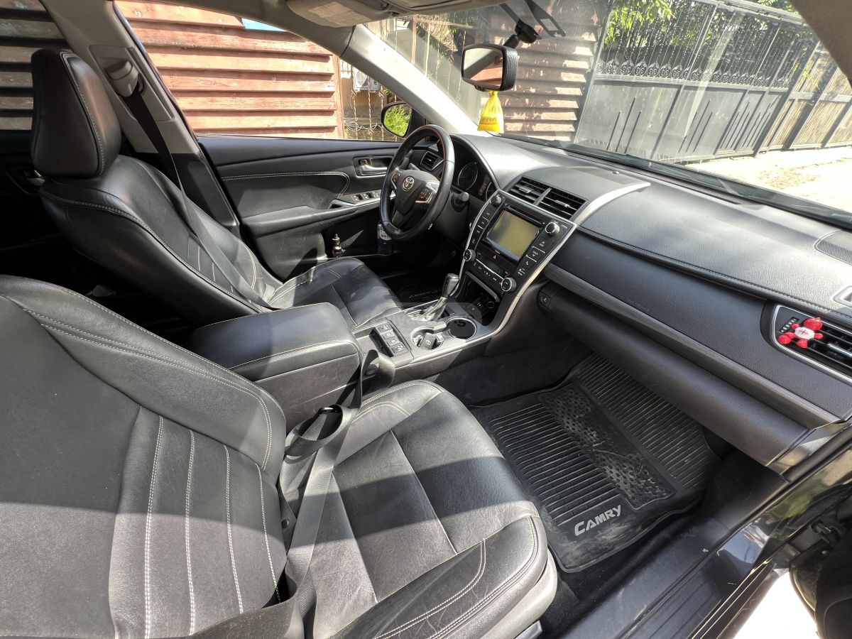 Toyota Camry - фото 12