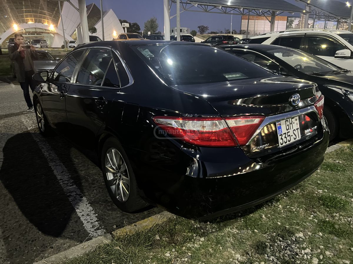 Toyota Camry - фото 6