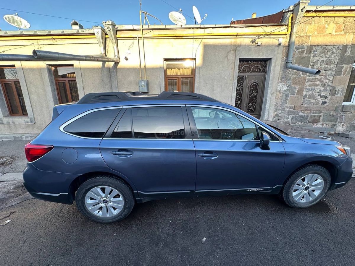Subaru Outback - фото 2