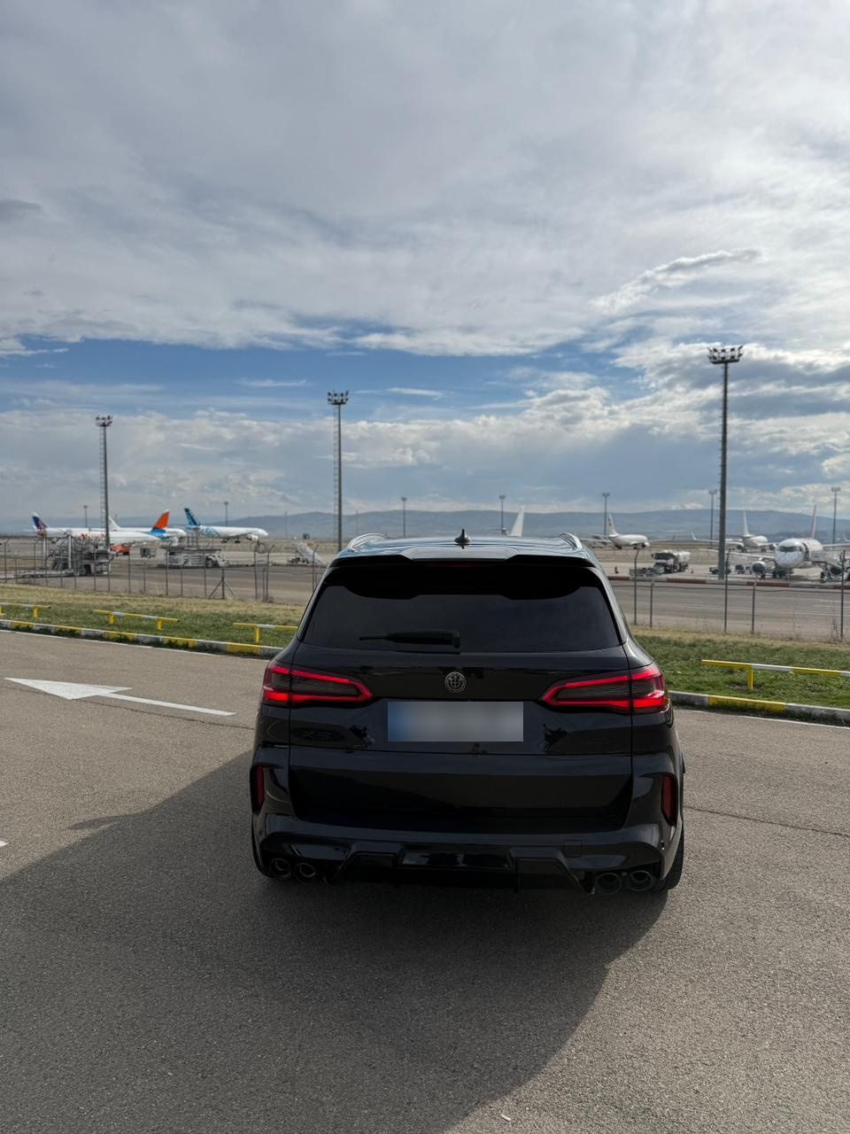 BMW xDrive40i 4dr All-Wheel Drive — миниатюра 6