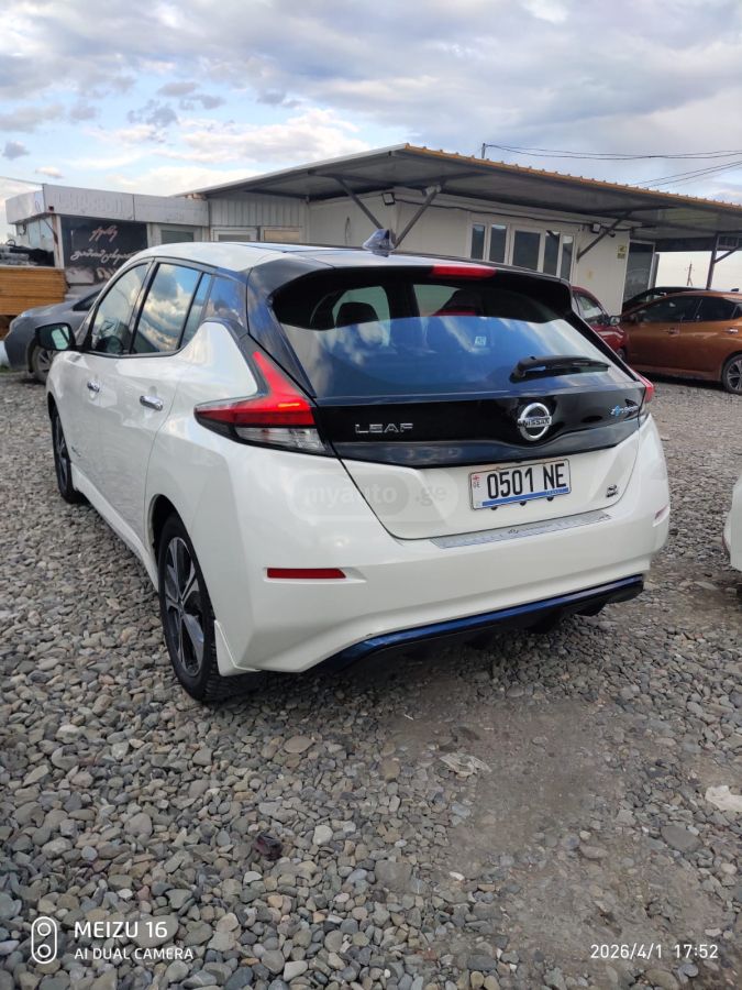 Nissan Leaf - фото 4