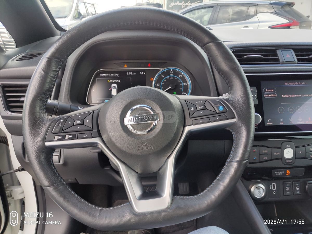 Nissan Leaf - фото 7