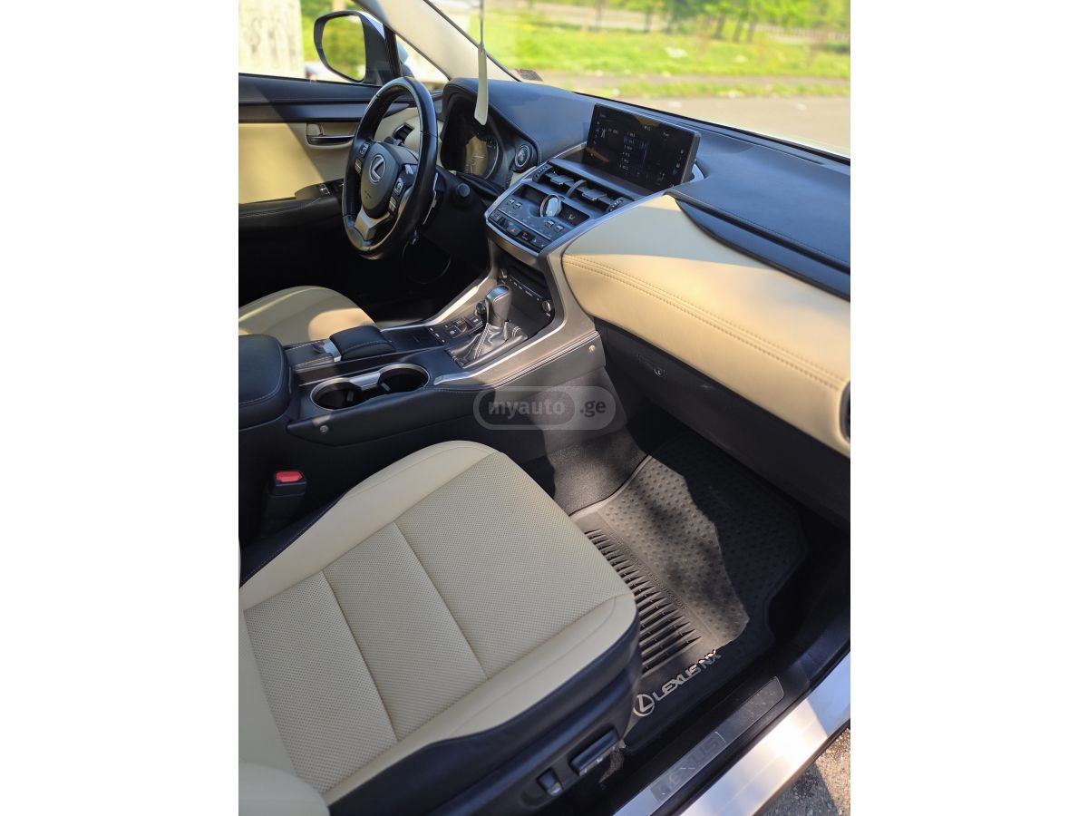Lexus NX 300 - фото 13