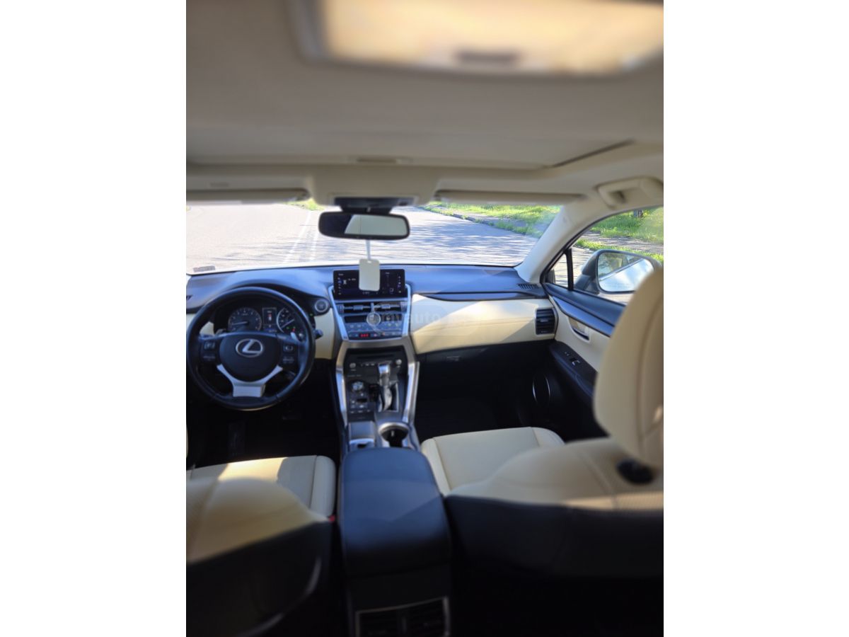 Lexus NX 300 - фото 9