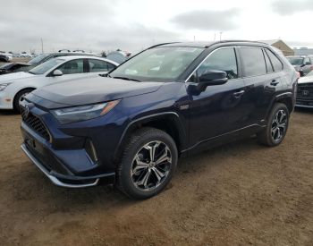 ToyotaRAV 4