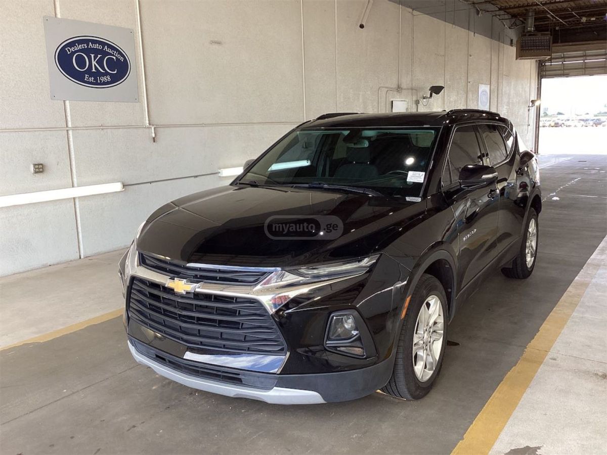 Chevrolet Blazer - фото 1