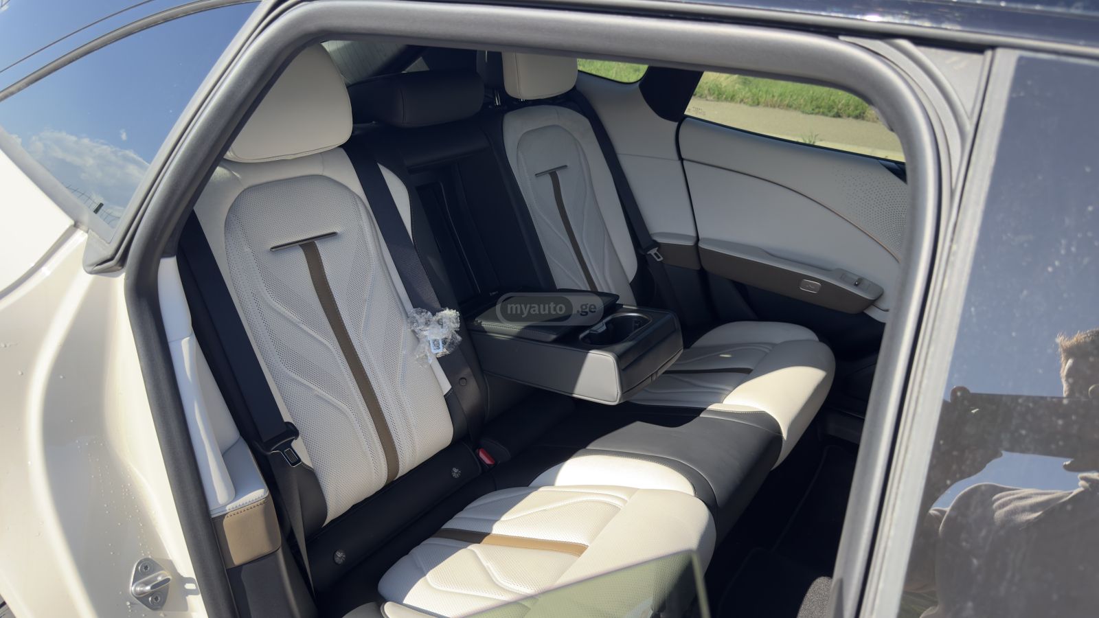 Zeekr 007 - фото 11