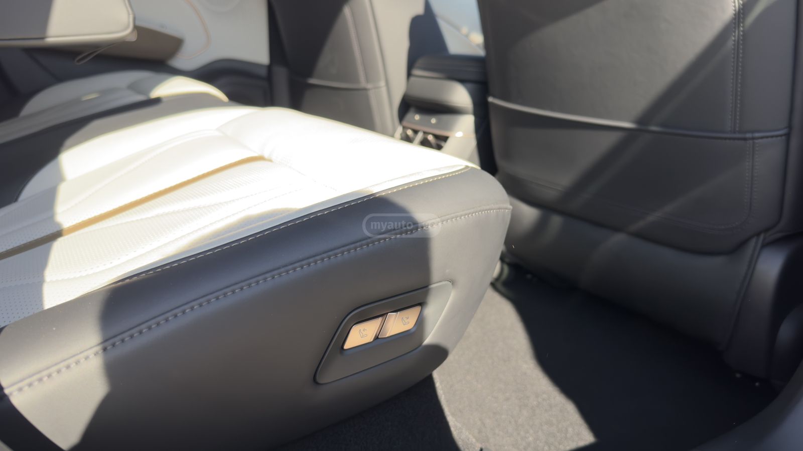 Zeekr 007 - фото 12