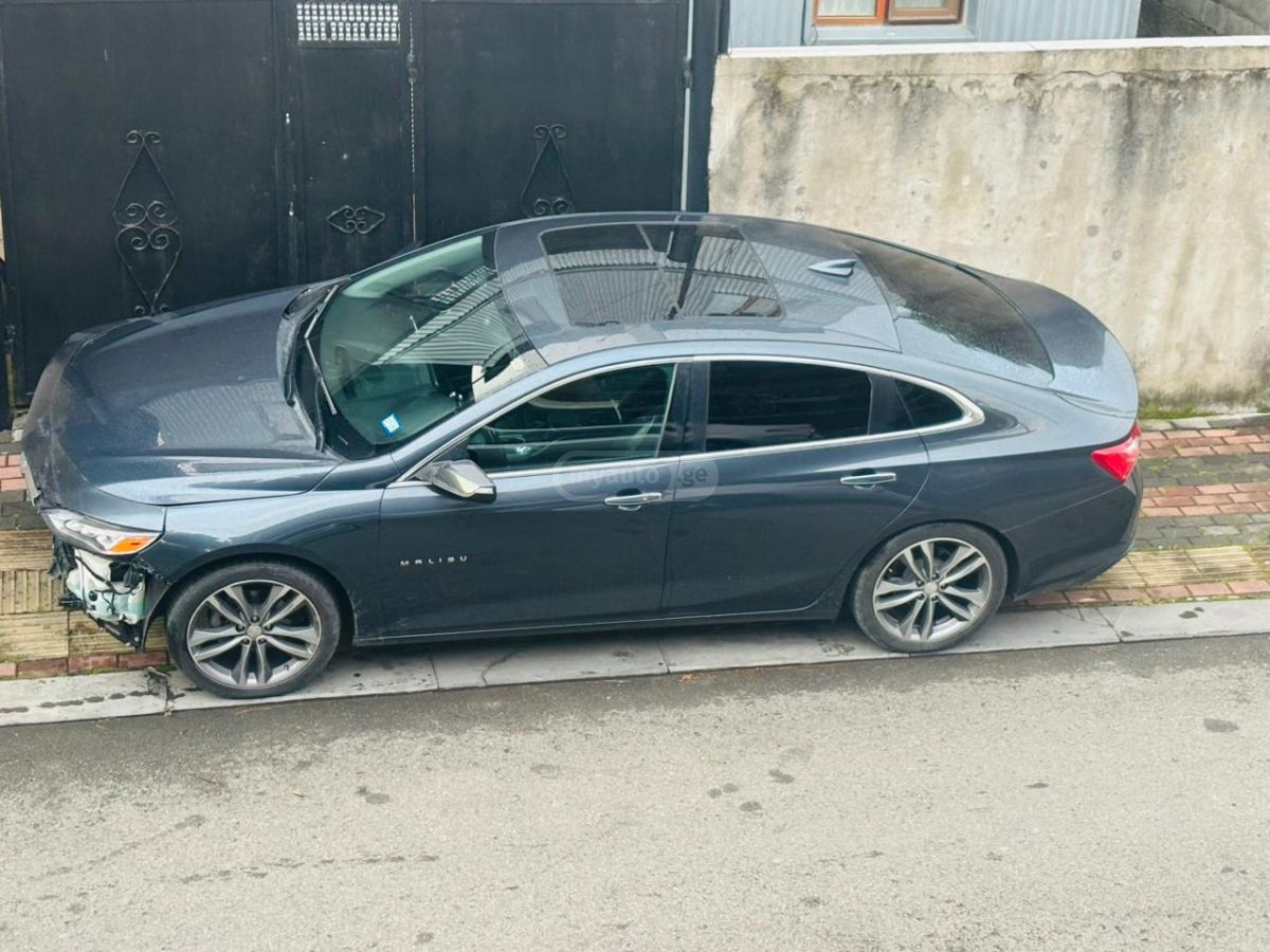 Chevrolet Malibu - фото 1