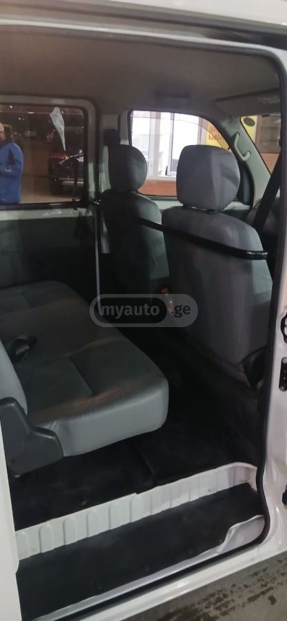 Toyota Town Ace - фото 10