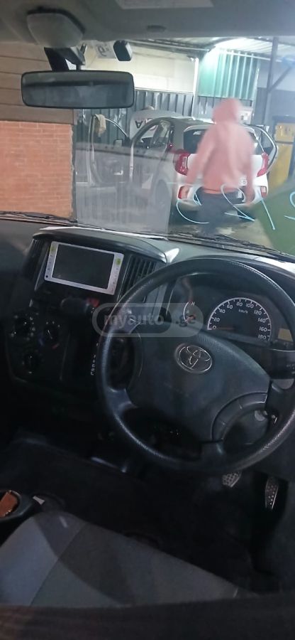 Toyota Town Ace - фото 11