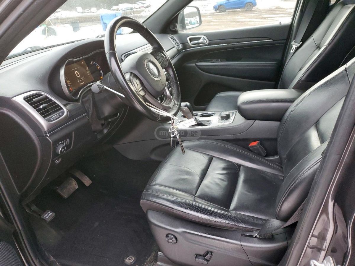 Jeep Grand Cherokee - фото 7