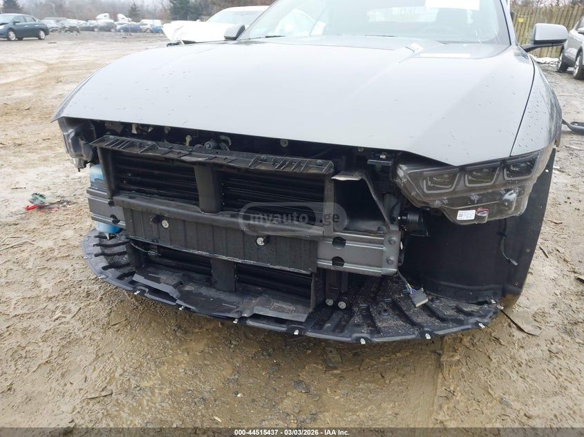 Ford Mustang 2025 — миниатюра 6