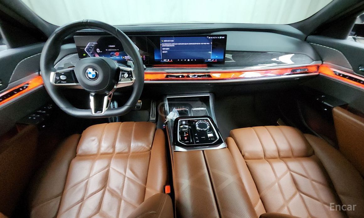 BMW 740 2023 — миниатюра 7