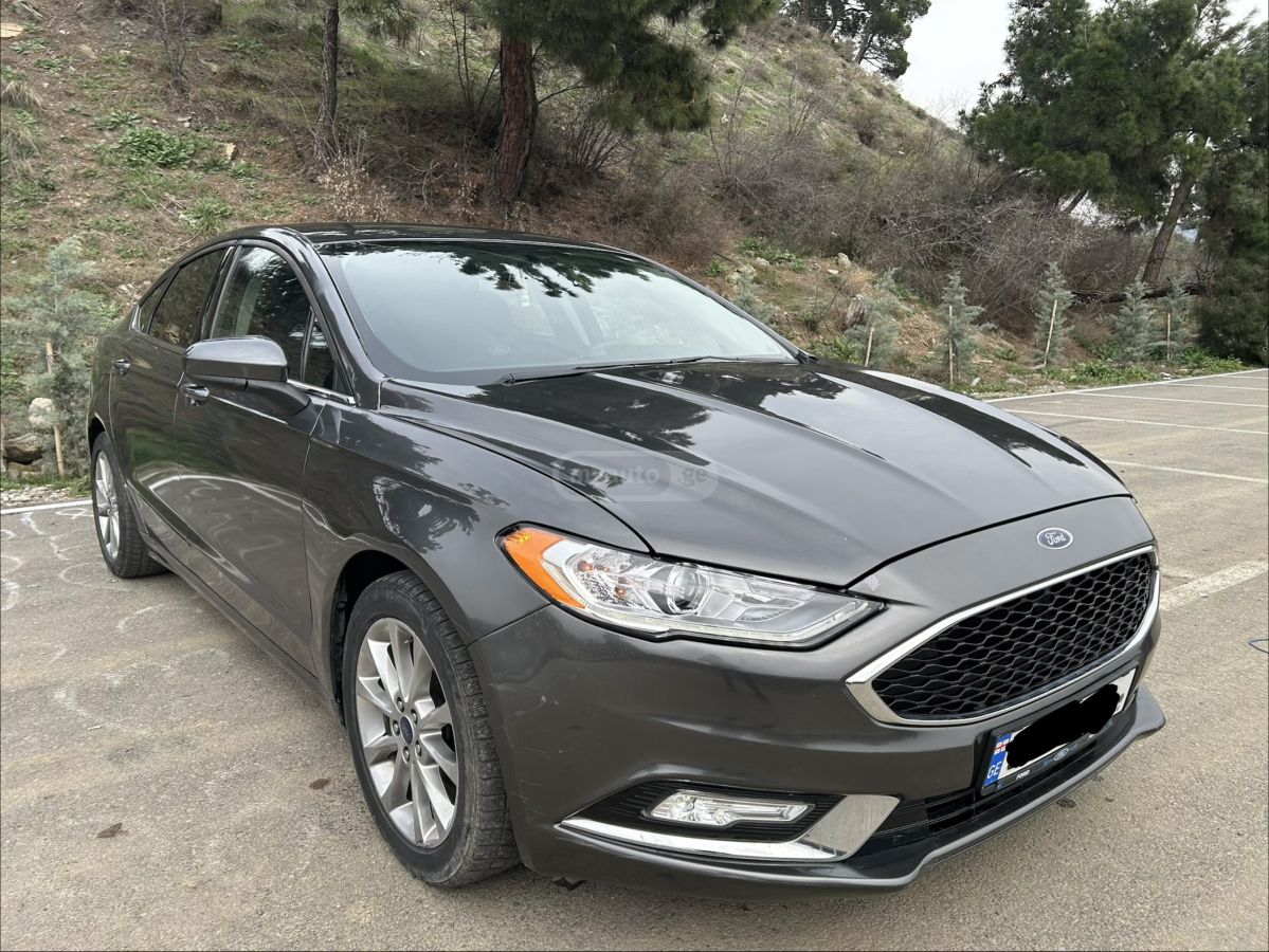 Ford Fusion - фото 1