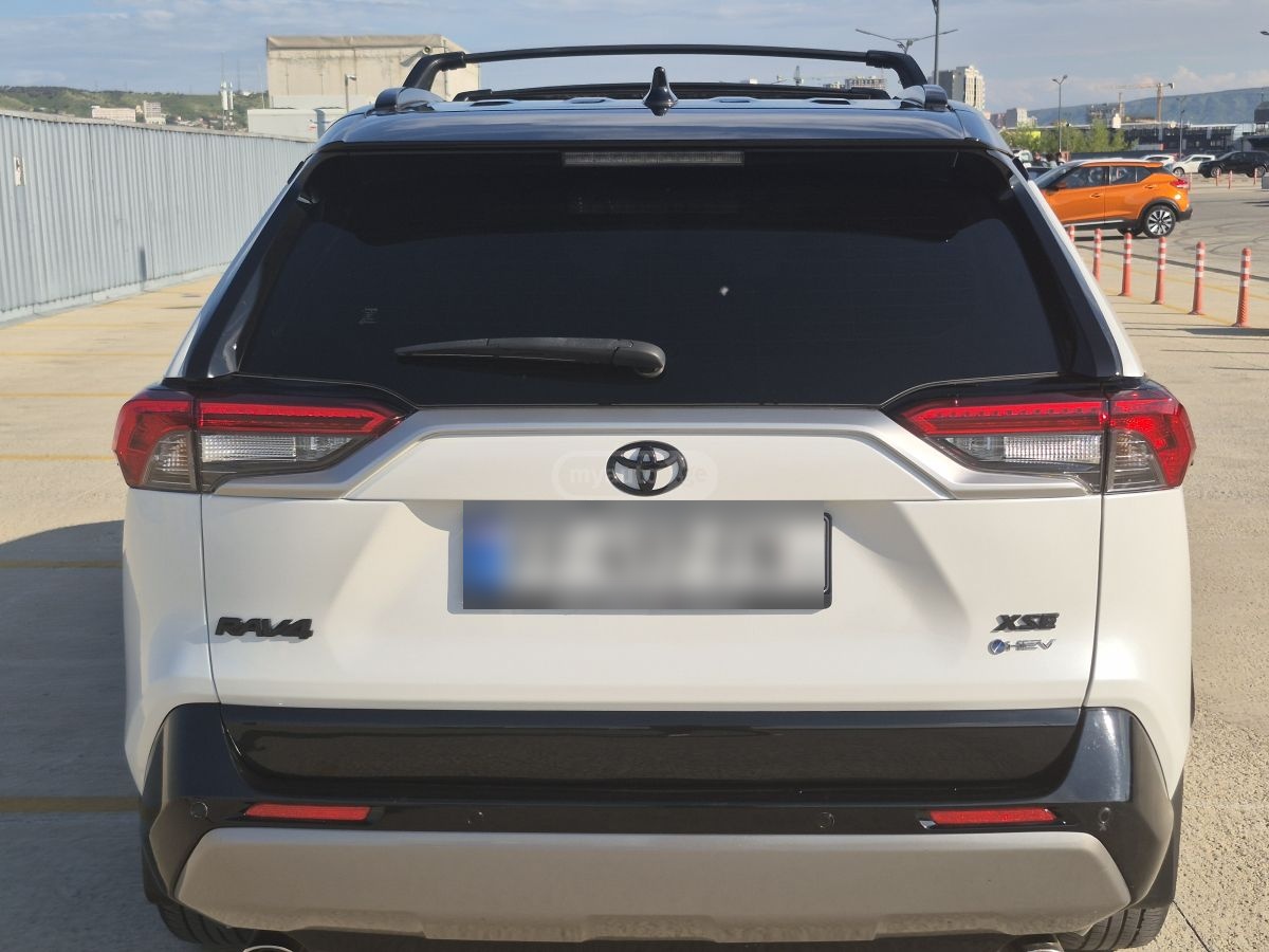 Toyota Rav 4 - фото 11
