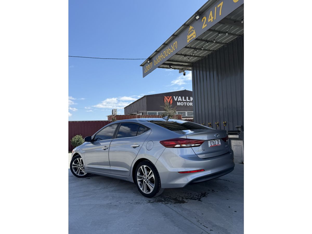 Hyundai Elantra - фото 9