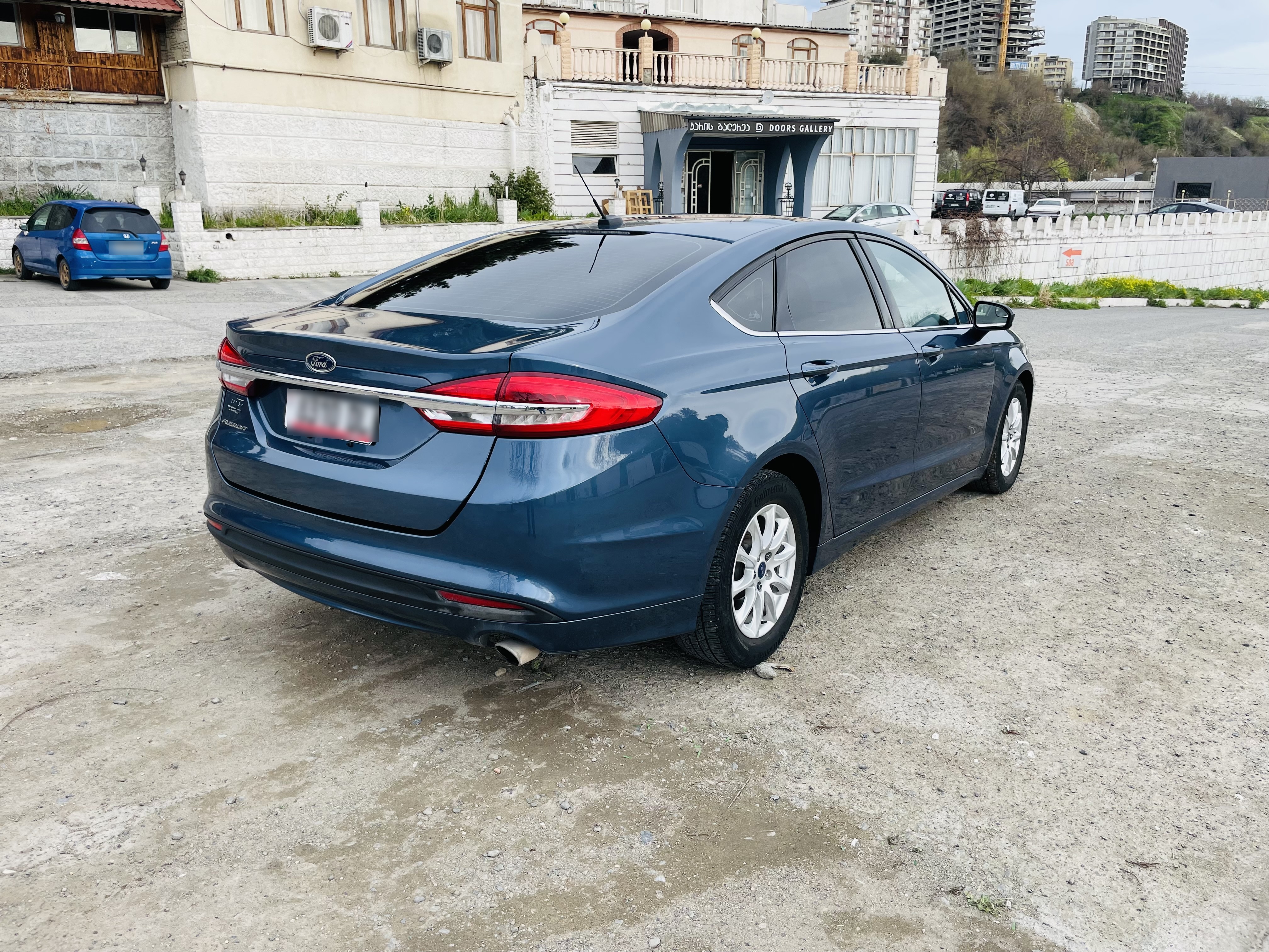 Ford Fusion - фото 4