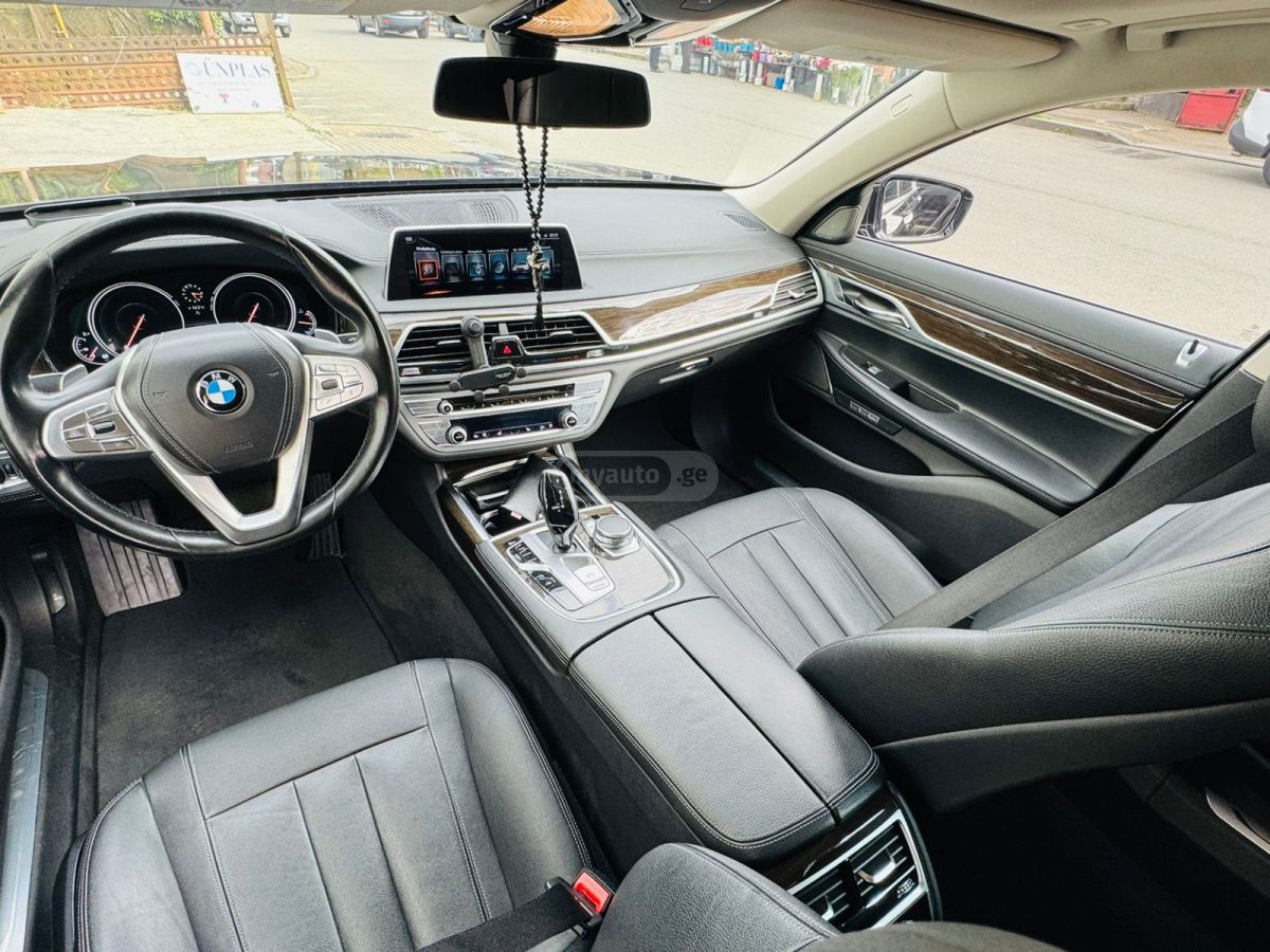 BMW 740 - фото 10