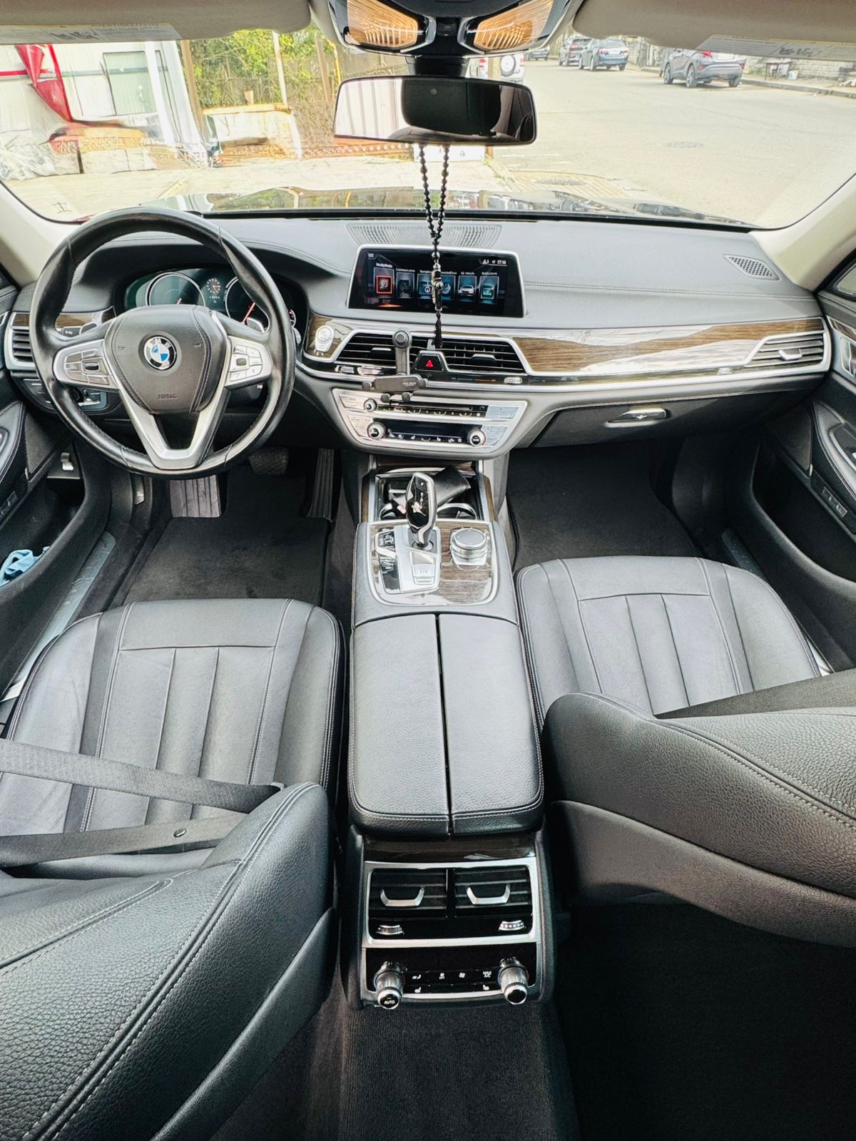 BMW 740 - фото 7