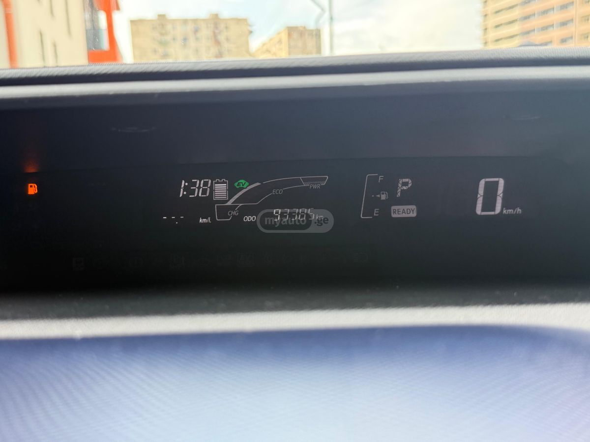 Toyota Aqua - фото 14