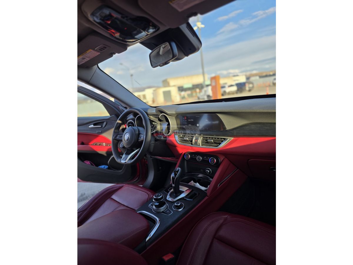 Alfa Romeo Stelvio - фото 12