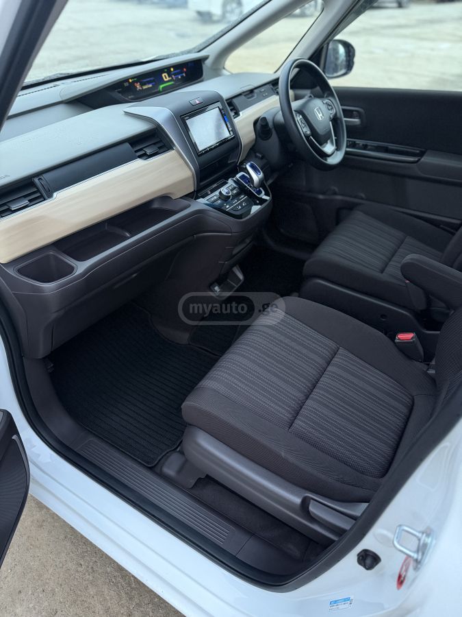 Honda Freed - фото 12