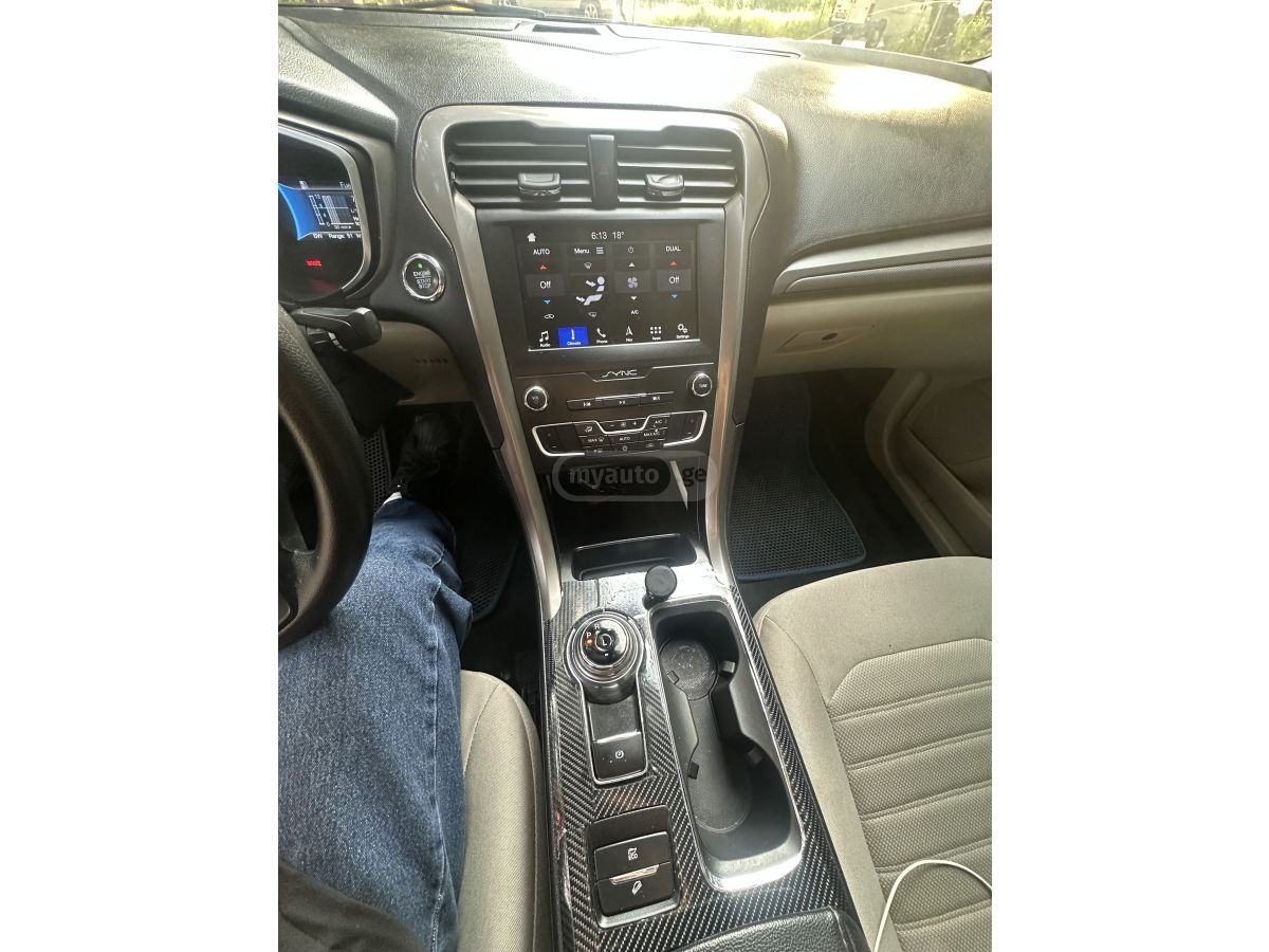 Ford Fusion - фото 6
