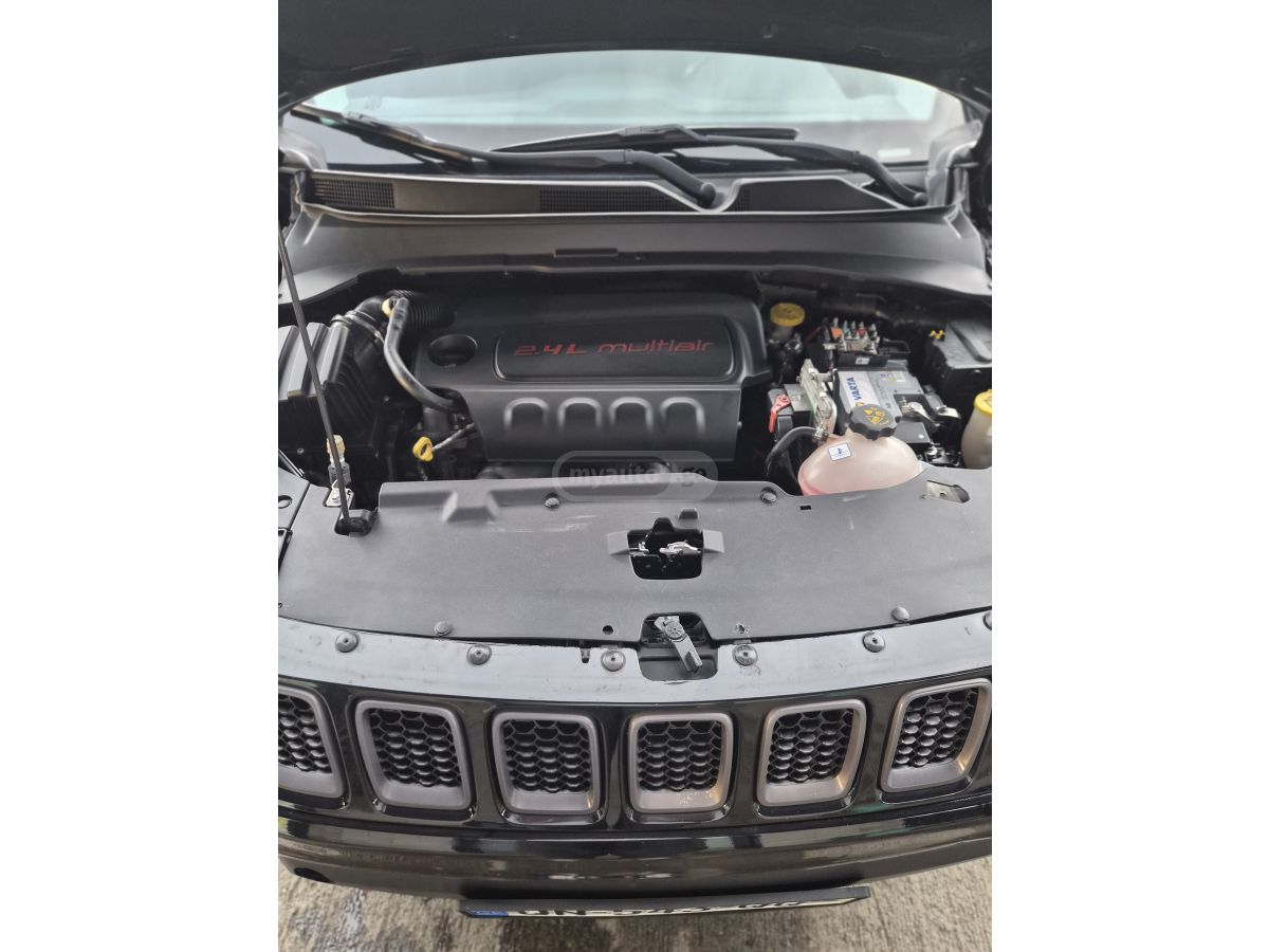 Jeep Compass - фото 14