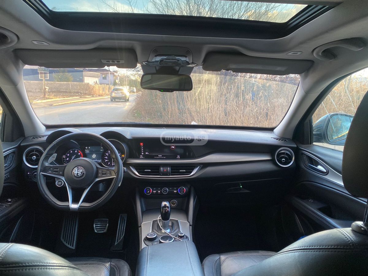 Alfa Romeo Stelvio - фото 7