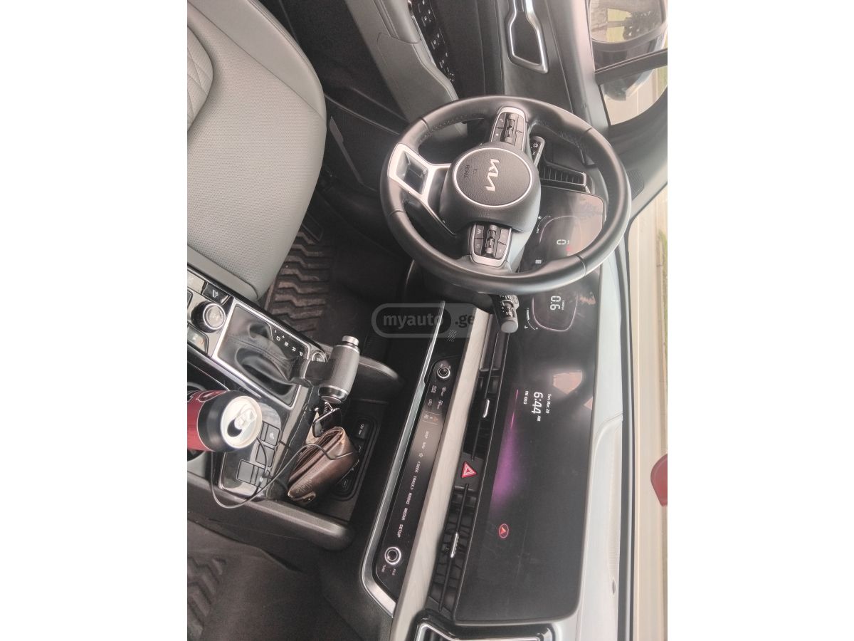 Kia Sportage - фото 8