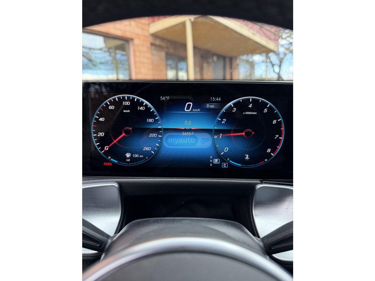 Mercedes-Benz GLB 250 Base GLB 250 4dr Front-Wheel D 2022 — миниатюра 10