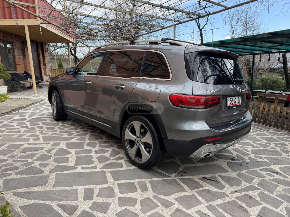 Mercedes-Benz GLB 250 Base GLB 250 4dr Front-Wheel D 2022 — миниатюра 3