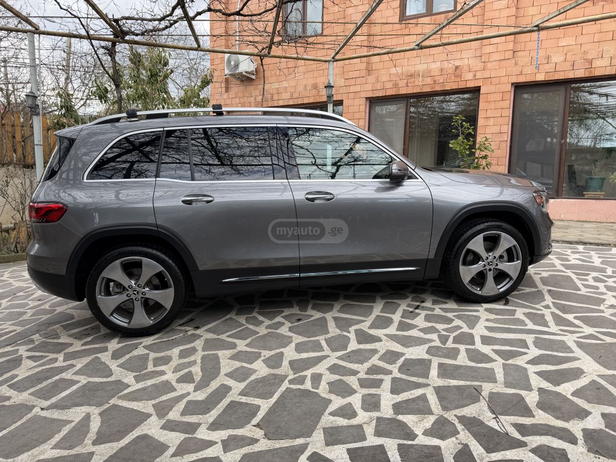 Mercedes-Benz GLB 250 Base GLB 250 4dr Front-Wheel D 2022 — миниатюра 9