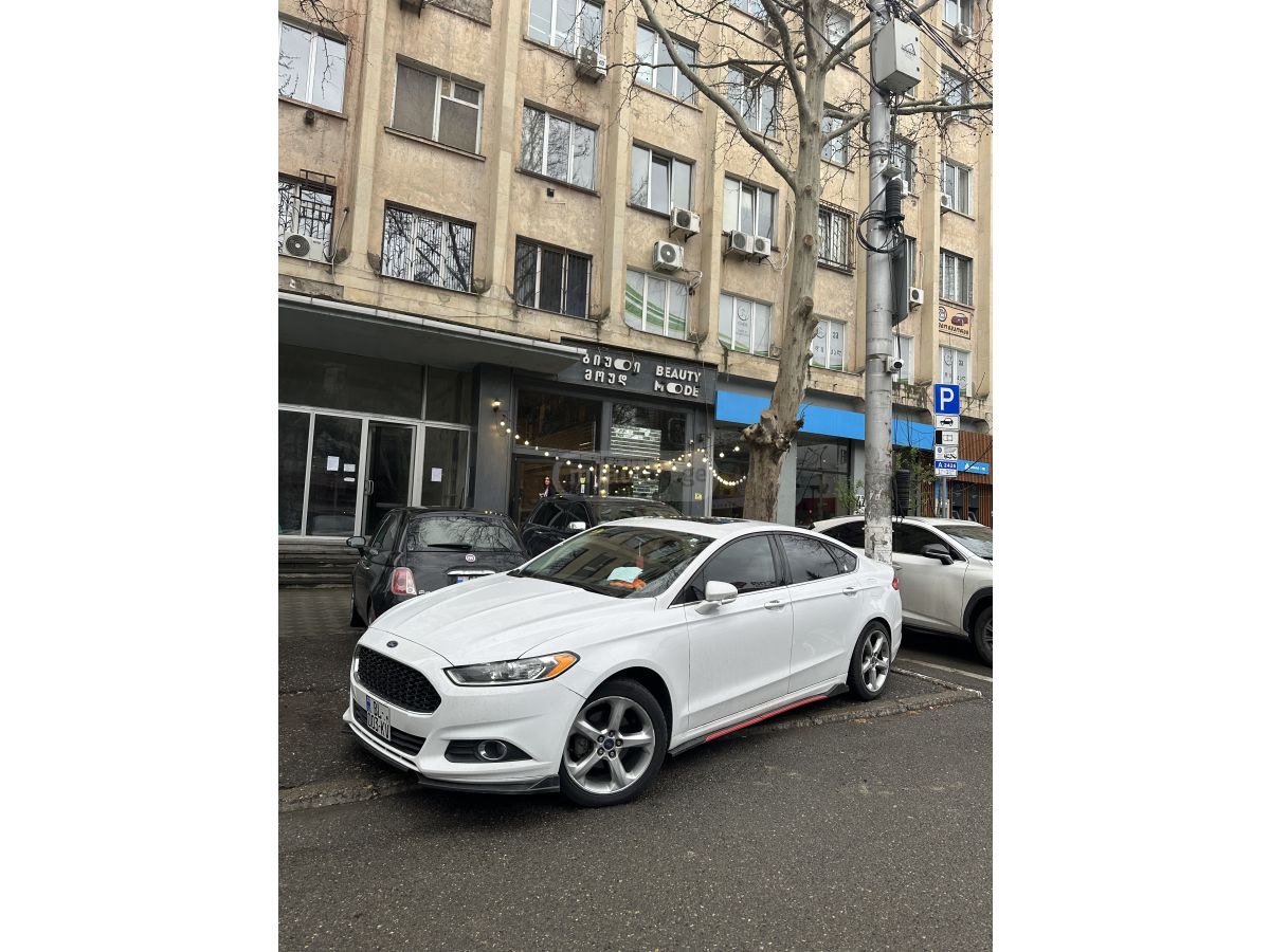 Ford Fusion - фото 2