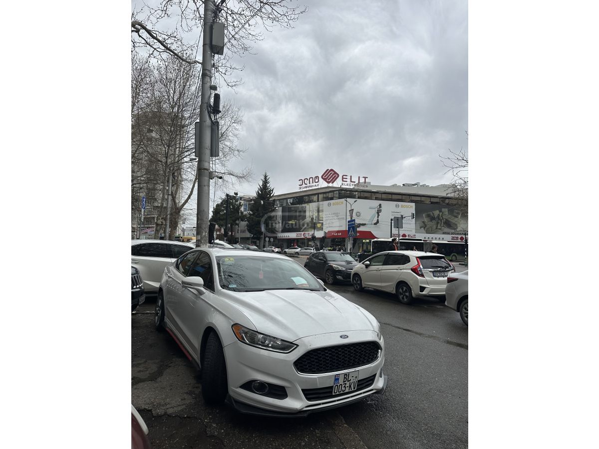 Ford Fusion - фото 3