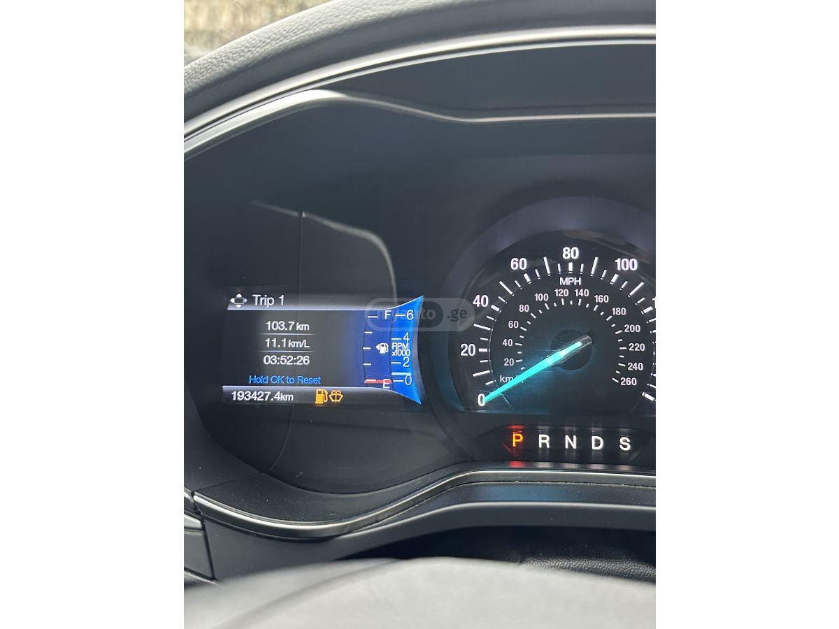 Ford Fusion - фото 7