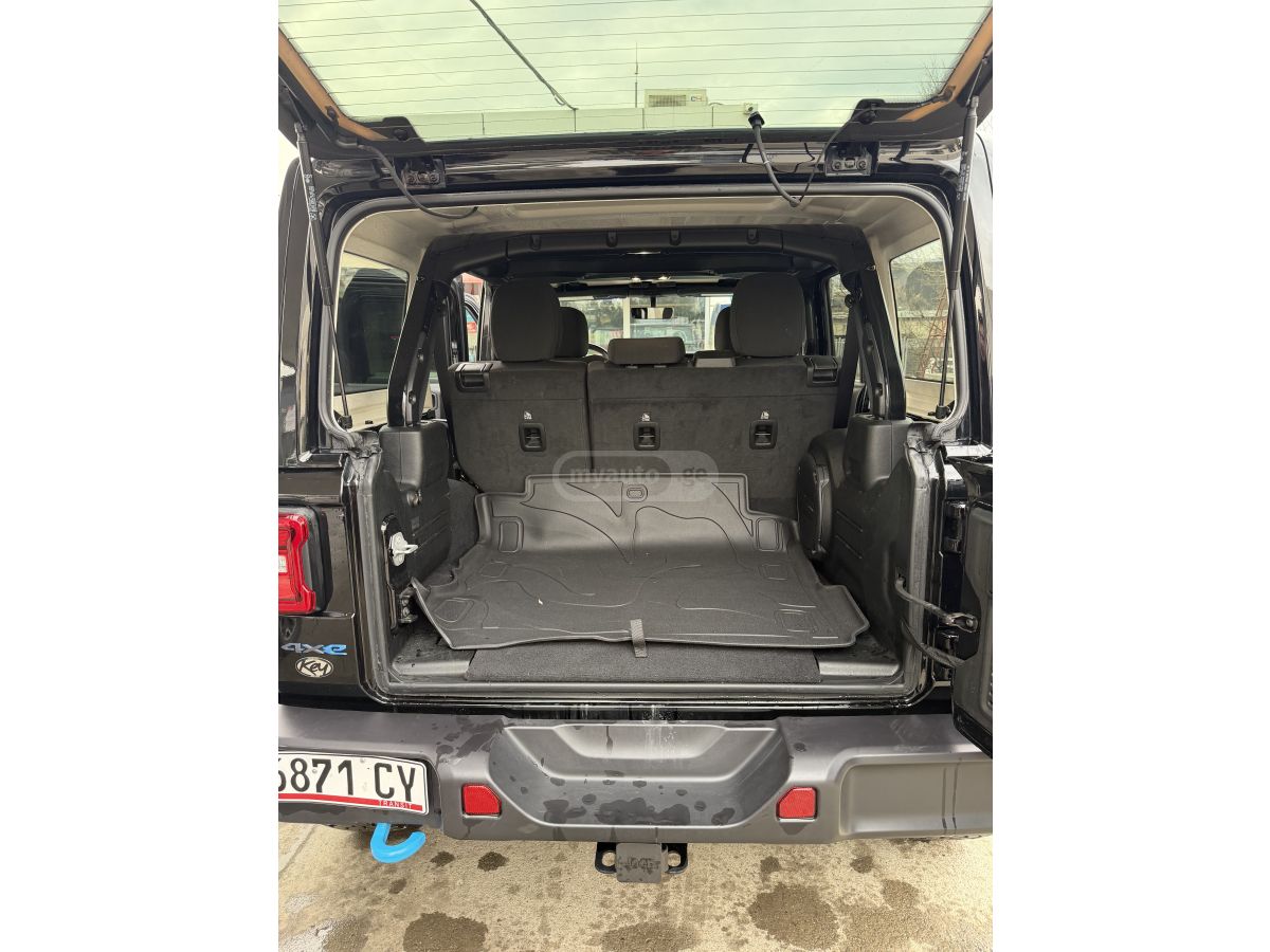 Jeep Rubicon 4dr 4x4 Automatic — миниатюра 12