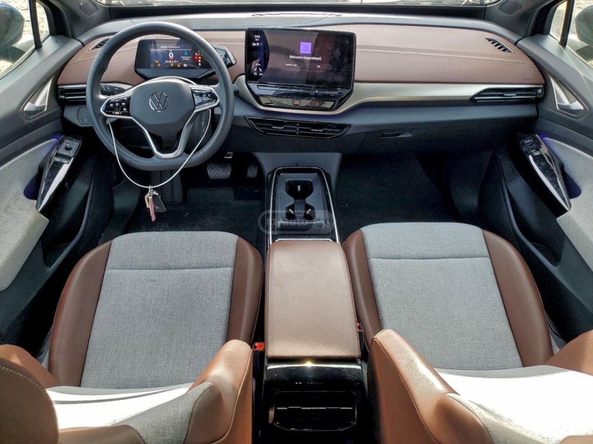 Volkswagen ID 4 - фото 8