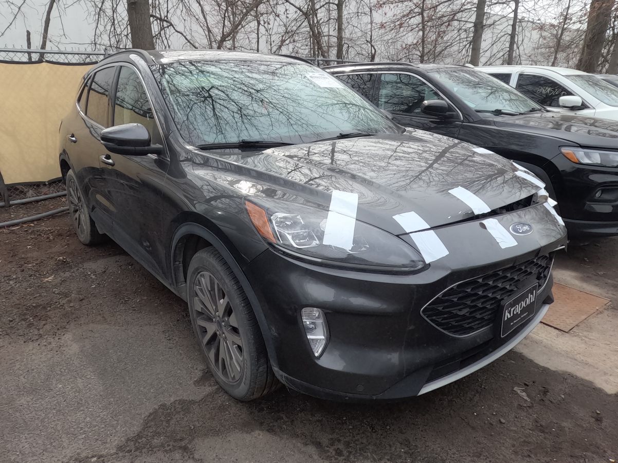 Ford Escape - фото 1