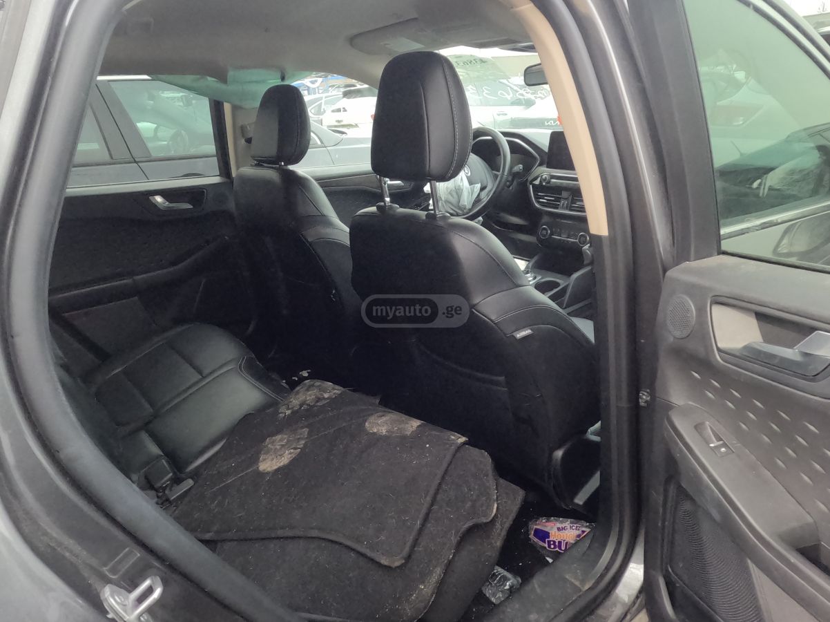 Ford Escape - фото 13