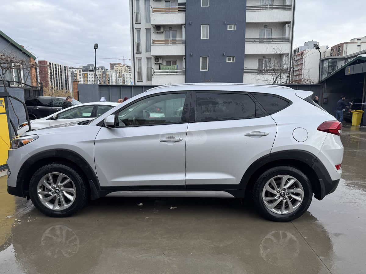 Hyundai Tucson - фото 3