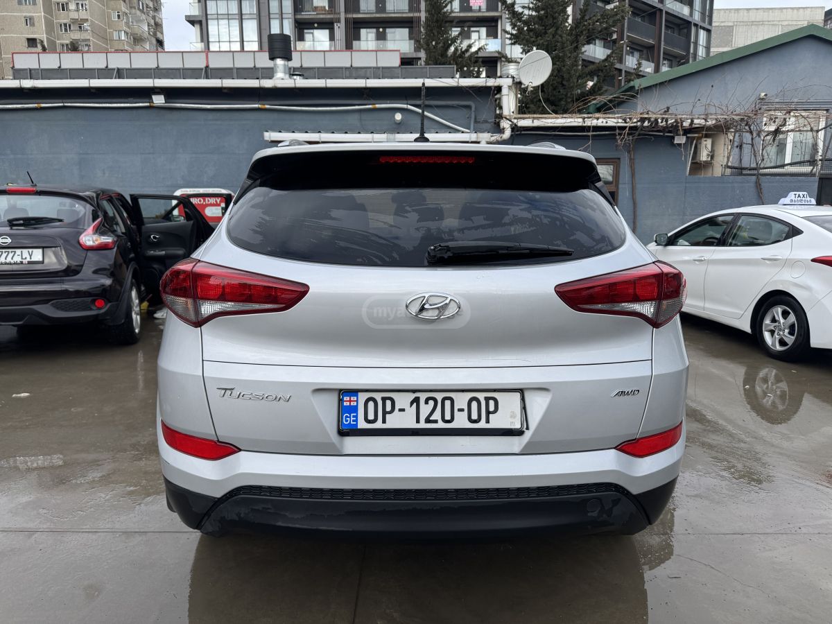 Hyundai Tucson - фото 5