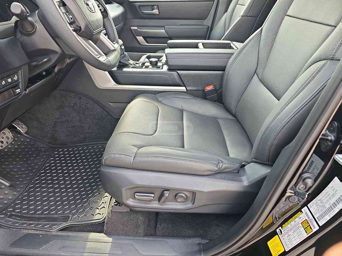 Toyota Toyota Tundra — миниатюра 10