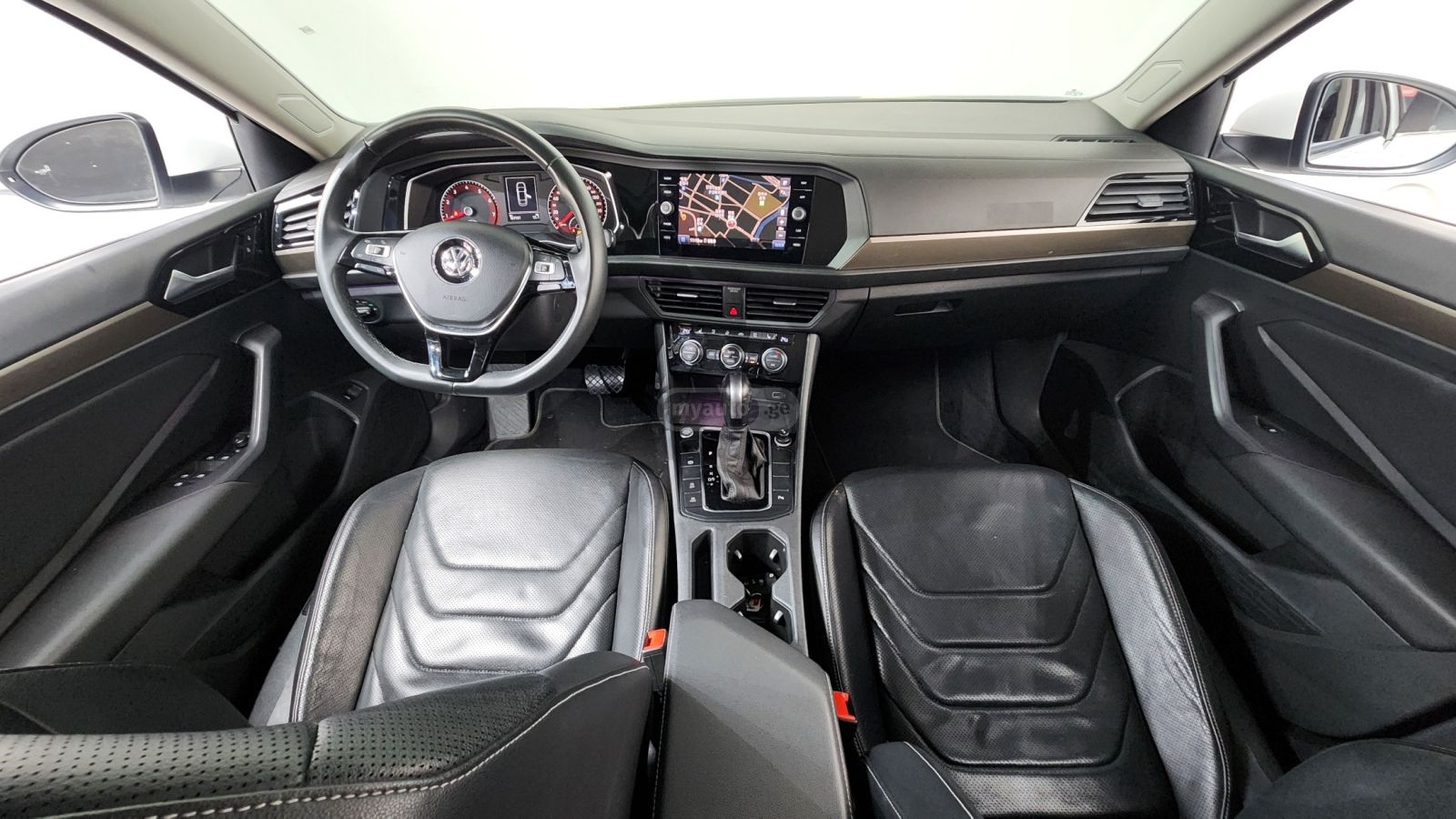 Volkswagen Jetta - фото 10