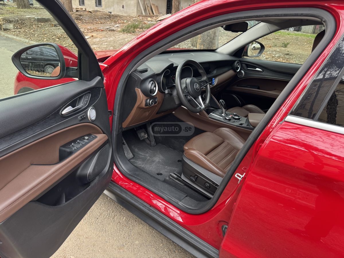 Alfa Romeo Stelvio - фото 6